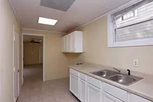 2321 Sheridan St, Houston, TX 77030 - Photo 9