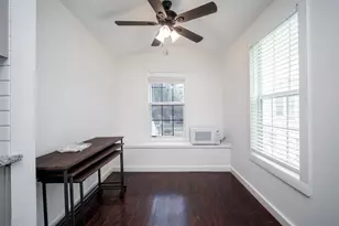 1911 Forest Hill Blvd, Houston, TX 77023 - Photo 9