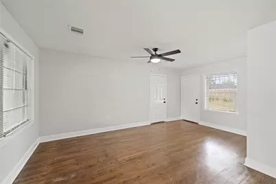 6219 Simsdale Street, Houston, TX 77087 - Photo 9