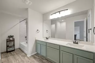 11372 Dawn Beach Ln, Conroe, TX 77304 - Photo 13