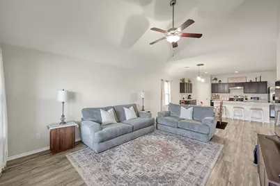 11372 Dawn Beach Lane, Conroe, TX 77304 - Photo 5