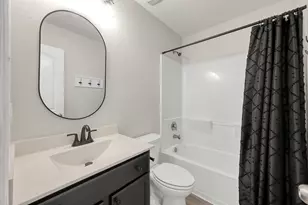 11372 Dawn Beach Ln, Conroe, TX 77304 - Photo 17