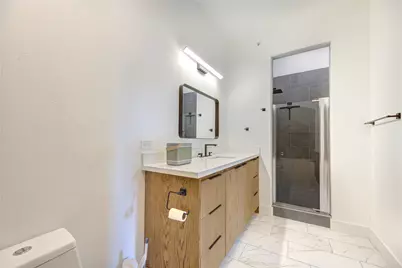1901 Post Oak Boulevard #3105, Houston, TX 77056 - Photo 15