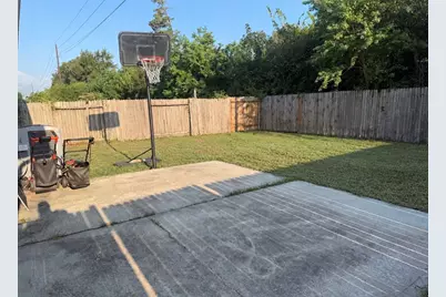 7527 Kennemer Drive, Humble, TX 77338 - Photo 11