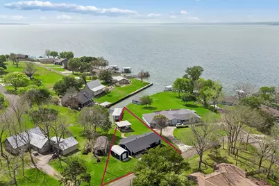 220 Teal Circle, Livingston, TX 77351 - Photo 1