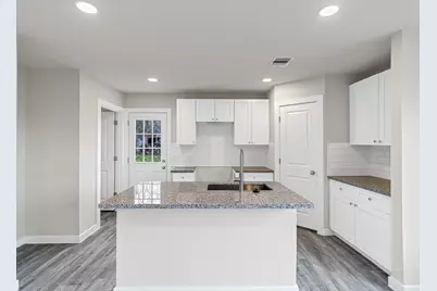 1010 4th Street, Hempstead, TX 77445 - Photo 9