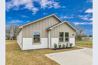 1010 4th Street, Hempstead, TX 77445 - Photo 1