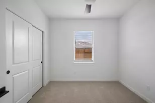 663 Daniels Lk Ln, Dayton, TX 77535 - Photo 13