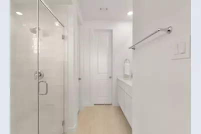 11915 S Pavillion Drive, Mont Belvieu, TX 77523 - Photo 21