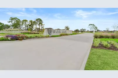 11915 S Pavillion Drive, Mont Belvieu, TX 77523 - Photo 47