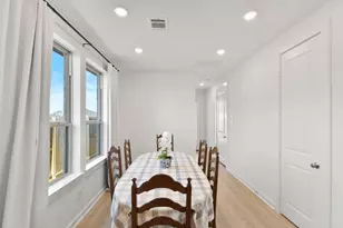 11915 S Pavillion Dr, Mont Belvieu, TX 77523 - Photo 13