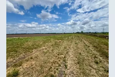 2020 Cr-49, Angleton, TX 77515 - Photo 1