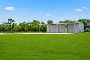 835 Hall Rd, Alvin, TX 77511 - Photo 7