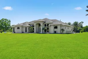 835 Hall Rd, Alvin, TX 77511 - Photo 3
