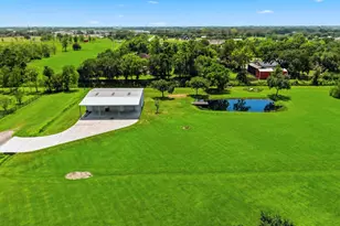 835 Hall Rd, Alvin, TX 77511 - Photo 47