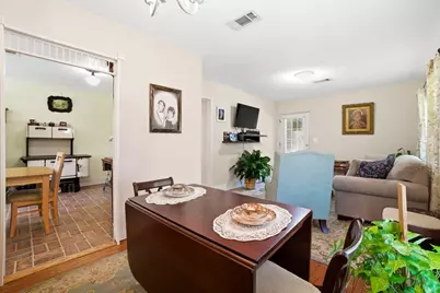 452 Ashley, Livingston, TX 77351 - Photo 7