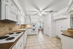 22306 N Rebecca Burwell Ln, Katy, TX 77449 - Photo 11