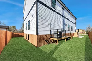 5226 Ricky St, Houston, TX 77033 - Photo 7