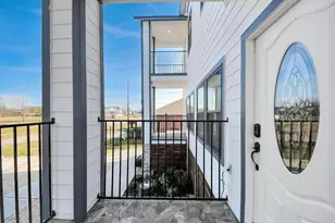 5226 Ricky St, Houston, TX 77033 - Photo 49