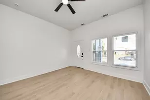 5226 Ricky St, Houston, TX 77033 - Photo 11