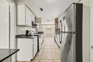 1150 Red Rock Canyon Dr, Katy, TX 77450 - Photo 9