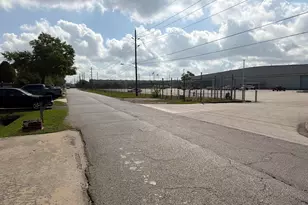 9950 Genard Rd, Houston, TX 77041 - Photo 3