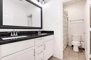 1531 Woodbend Park W, Houston, TX 77055 - Photo 23
