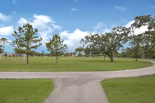 1531 Woodbend Park W, Houston, TX 77055 - Photo 33