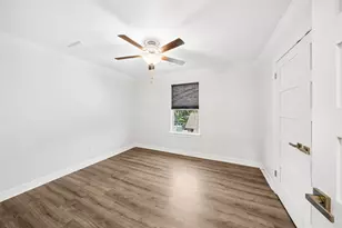 3204 McKinney Dr, La Marque, TX 77568 - Photo 29