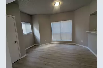 10152 Waterstone Drive, Houston, TX 77042 - Photo 11