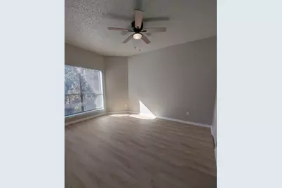 10152 Waterstone Drive, Houston, TX 77042 - Photo 3