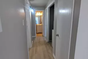 10152 Waterstone Dr, Houston, TX 77042 - Photo 9