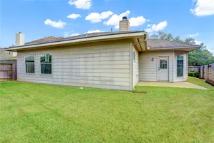 4822 Silverlake Dr, Sugar Land, TX 77479 - Photo 35