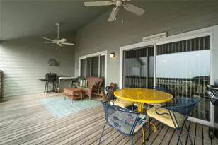 325 Carolcrest Ln, Livingston, TX 77351 - Photo 3