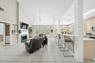 2372 Autumn Mist Ct, League City, TX 77573 - Photo 7