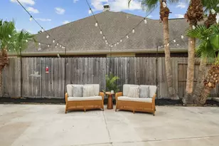 2372 Autumn Mist Ct, League City, TX 77573 - Photo 19