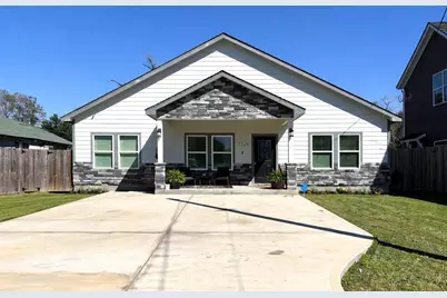 7520 Carver Road, Houston, TX 77088 - Photo 1