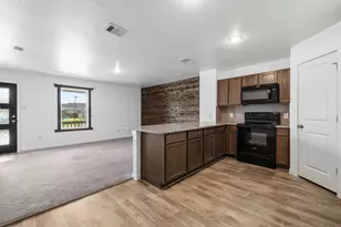 16842 Marie Vlg Dr, Conroe, TX 77306 - Photo 11