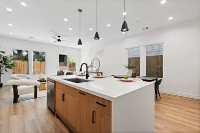 2706 Fox Street, Houston, TX 77003 - Photo 11