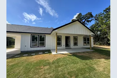 5506 County Road 366, Marquez, TX 77865 - Photo 1