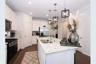 27827 Overton Hollow Drive, Spring, TX 77386 - Photo 9