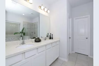27827 Overton Hollow Drive, Spring, TX 77386 - Photo 19