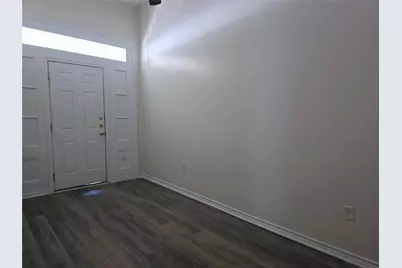 601B West Washington Ave Avenue #B, Navasota, TX 77868 - Photo 5