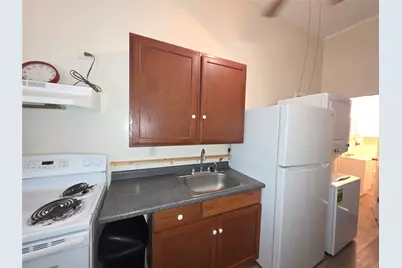 601B West Washington Ave Avenue #B, Navasota, TX 77868 - Photo 7