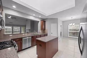 1855 Silent Shore Ct, League City, TX 77573 - Photo 15