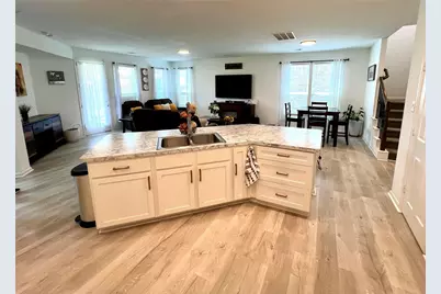 2635 Oakwood Bluff Trail, Houston, TX 77038 - Photo 13