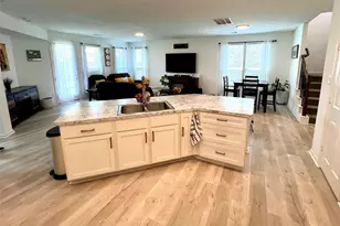 2635 Oakwood Blf Trl, Houston, TX 77038 - Photo 13