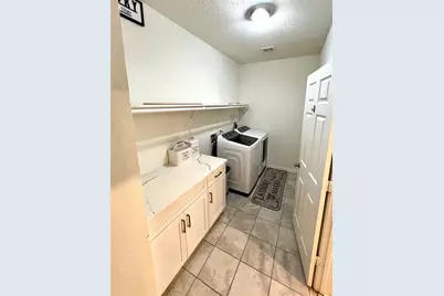 2635 Oakwood Bluff Trail, Houston, TX 77038 - Photo 37