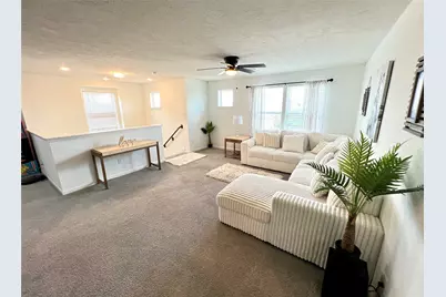 2635 Oakwood Bluff Trail, Houston, TX 77038 - Photo 33