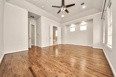 210 E 28th Street, Houston, TX 77008 - Photo 25